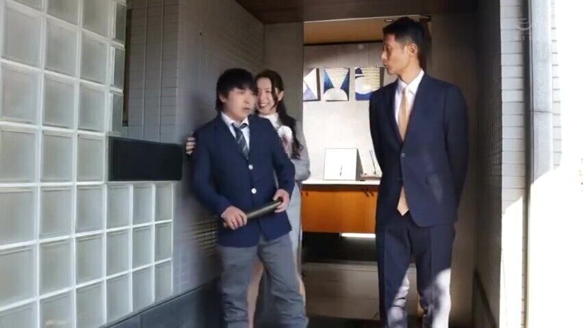 息子の友人に中出しされるのが癖になりセフレ歴5年 もう手放せない若チンコで大量注入